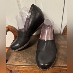 Dansko Liliana Wedge Heels EU/40. US/9.5